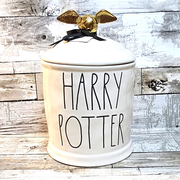 Rae Dunn Harry Potter Golden Snitch Cookie Jar - Picture 1 of 3
